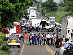 Trágico acidente mata oito pessoas na região de São Carlos e Ribeirão Bonito